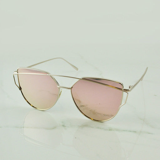 Sia Shades