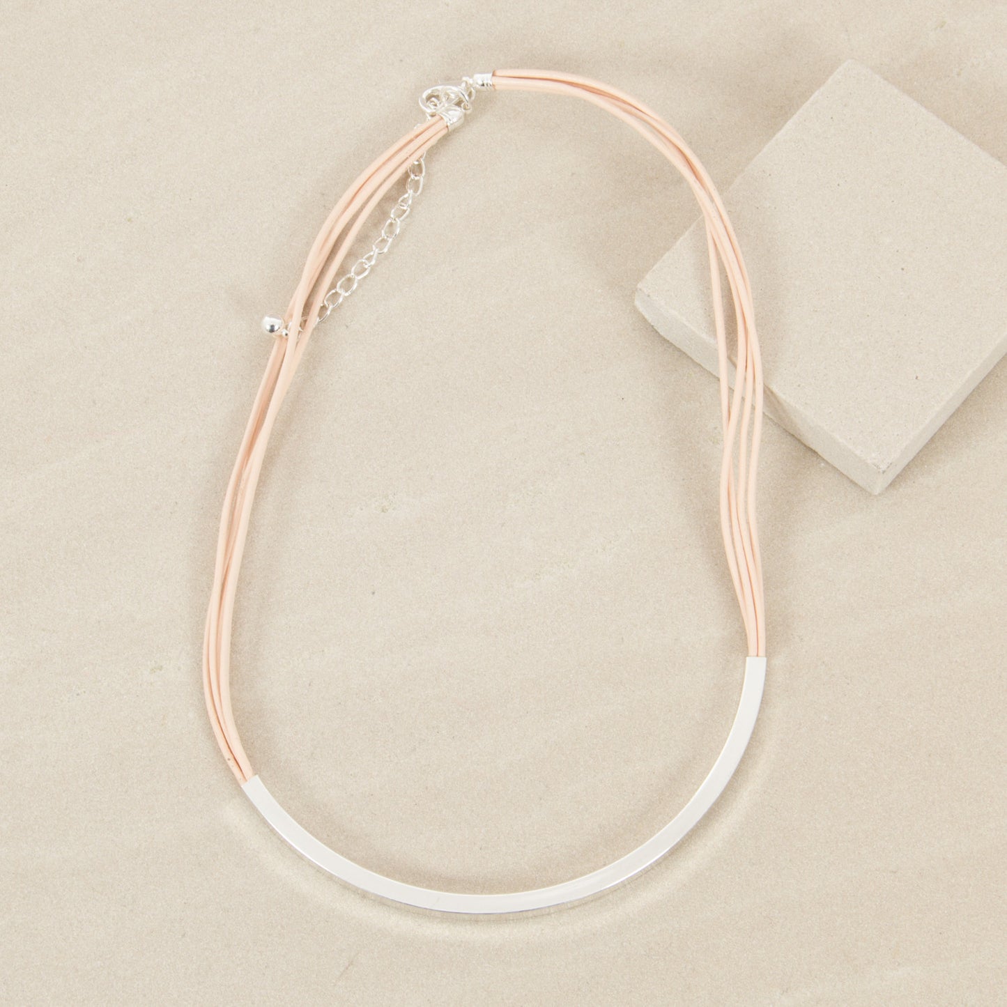Curved Metal Bar Learther Necklace